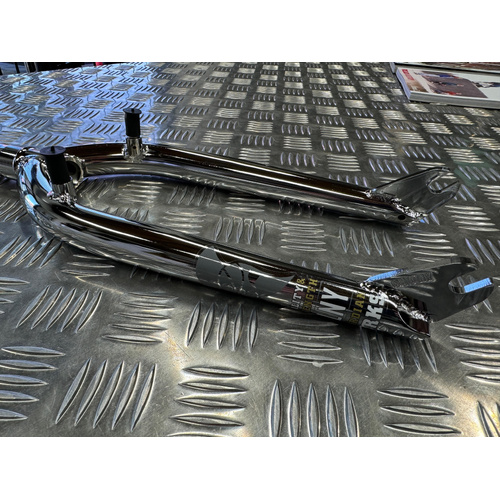 Colony Guardian Fork with Brake Mounts ED Black
